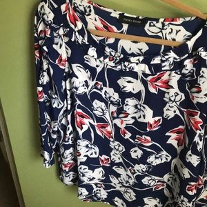 Ivanka Trump 3/4 sleeve blouse